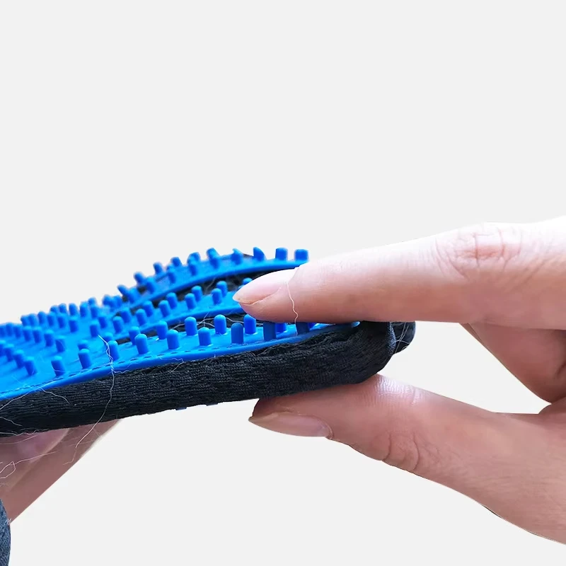 Guanto per animali domestici G - Rubber Glove Cleaning recensione e prezzo